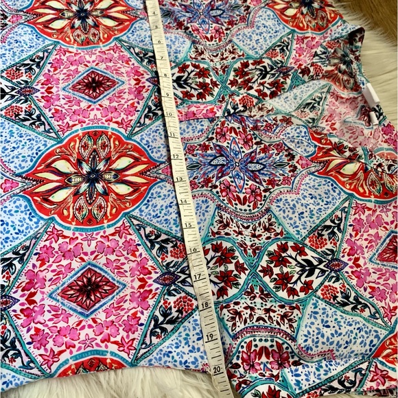 Gap V Neck Rayon Top - Picture 7 of 10